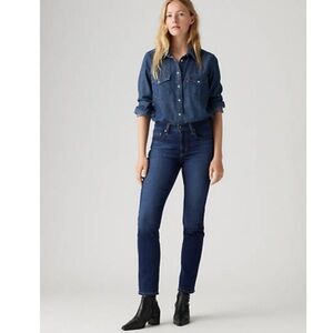 Levi’s Women’s 724 High Rise Slim Straight Jeans